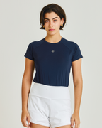 Camiseta raglan feminina com modelagem fit