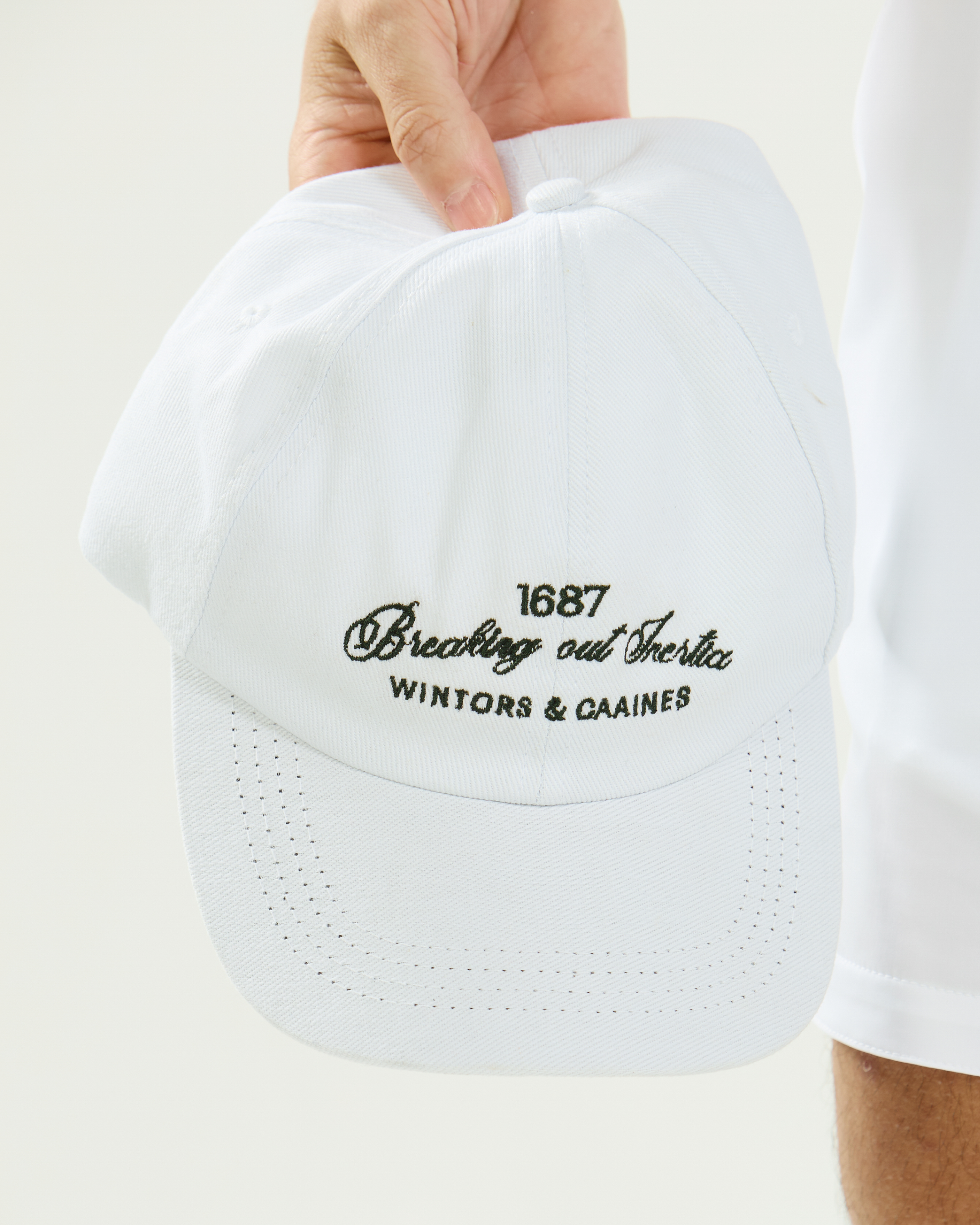 Boné Breaking Out Inertia