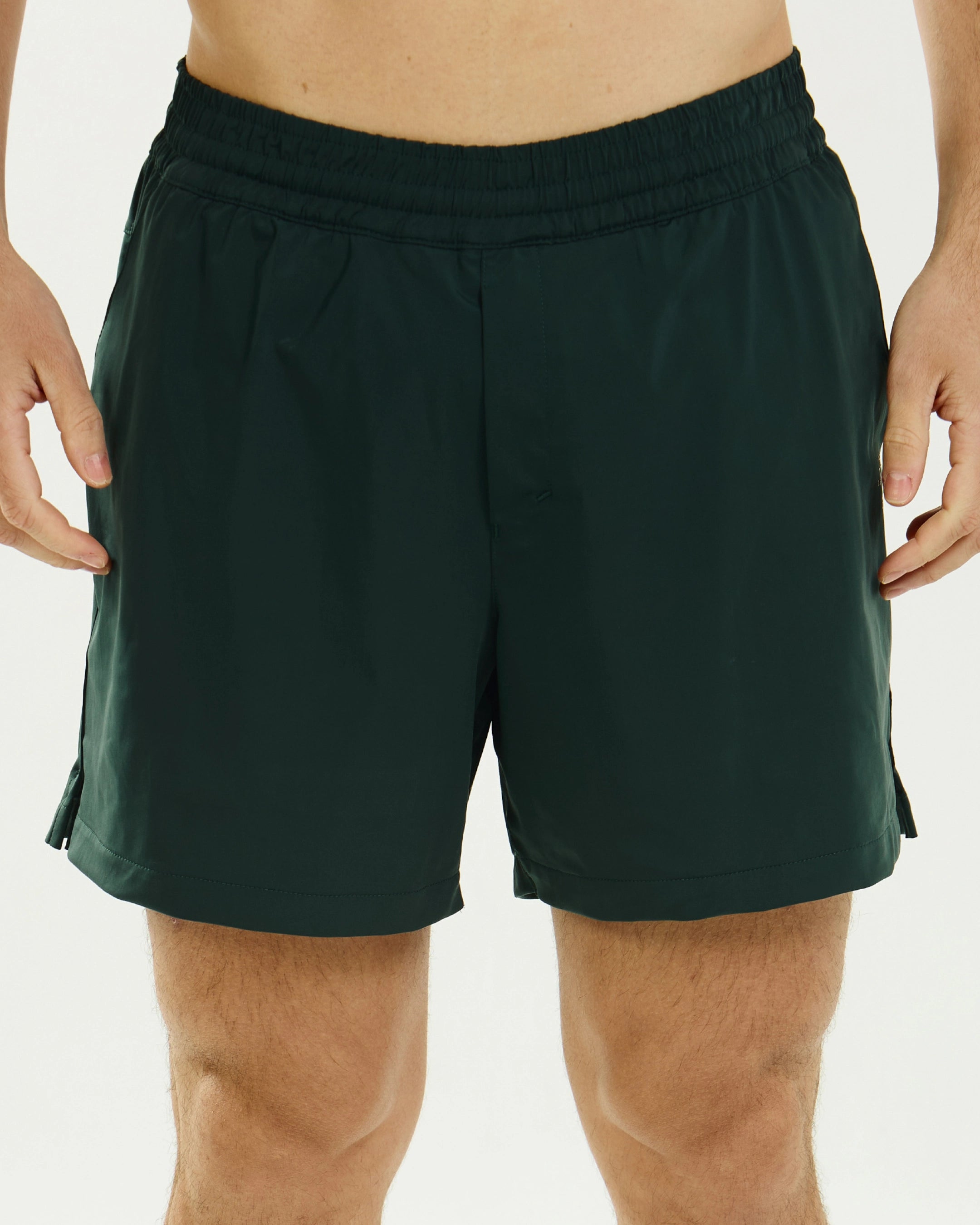 Short Masculino SportClub com Compressão Interna e Bolso